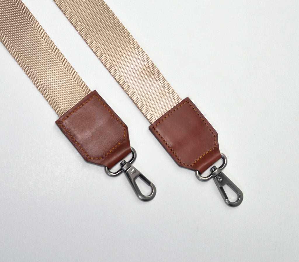 Petit sac marron et beige